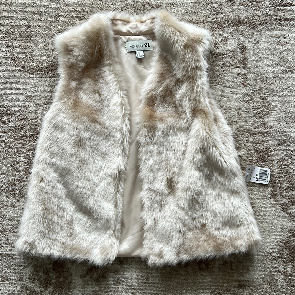 NWT Faux Fur Cream Vest